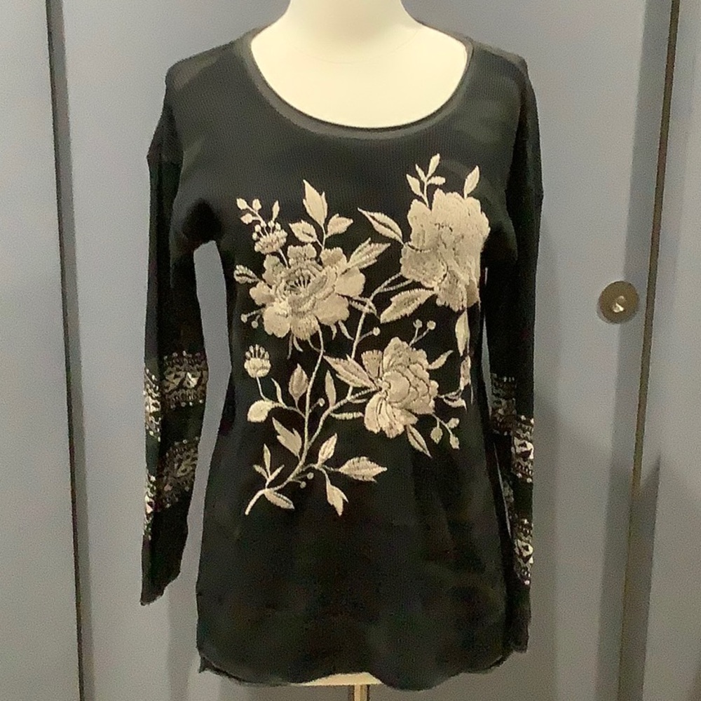 Johnny Was Embroidered Thermal Top